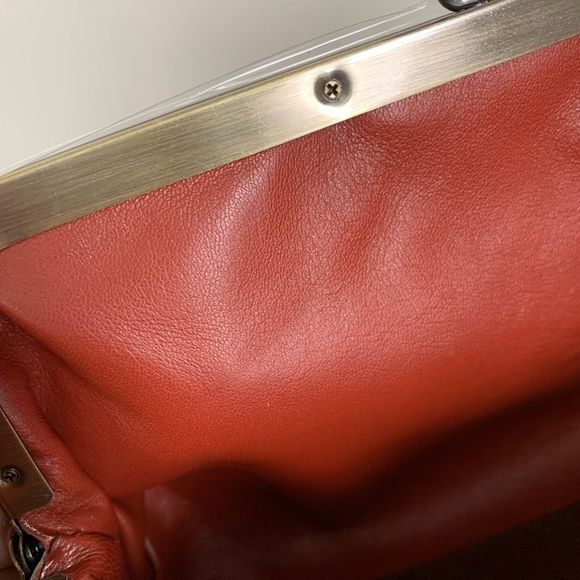 3-Way Use Handmade Genuine Embossed Leather Kisslock Clutch bag - Picture 16 of 16